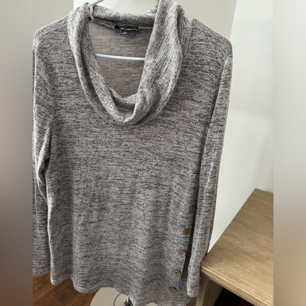 Women’s Cowl neck sweater size xl EUC